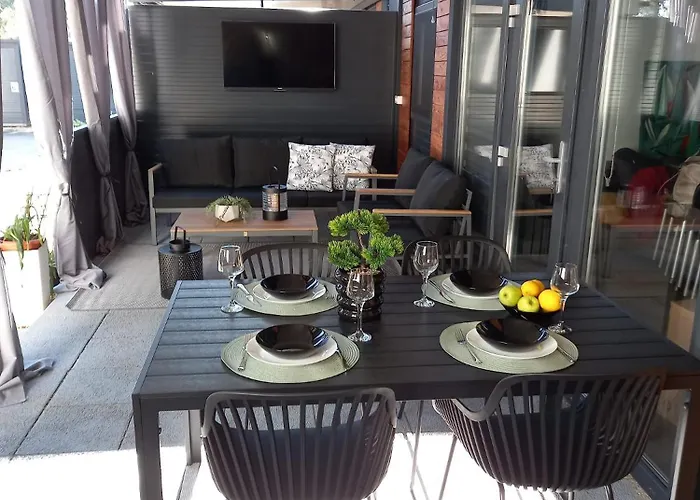 אתר קמפינג Mobile Nika&lana פריבלאקה