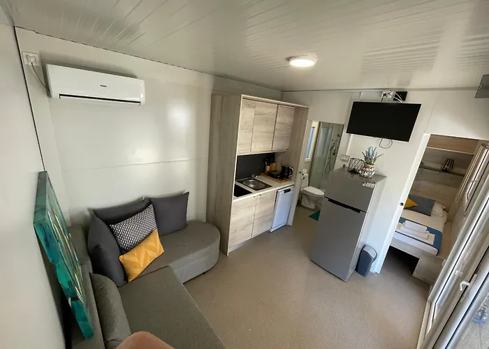 Mobile Nika&lana Kemp