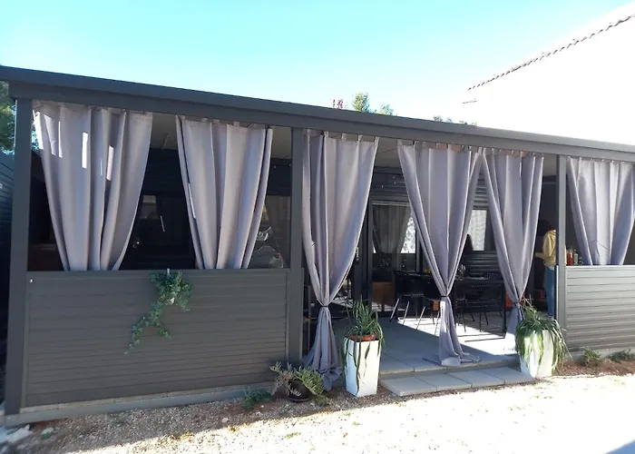 Mobile Nika&lana Kemp Privlaka (Zadar)