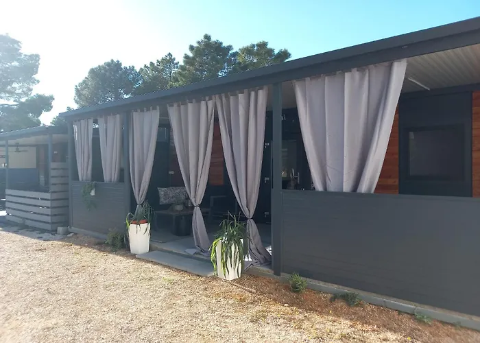 Mobile Nika&lana Campsite